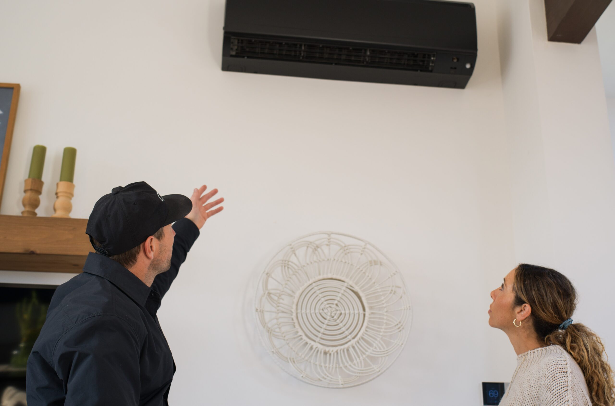Thomson team discussing a home comfort system